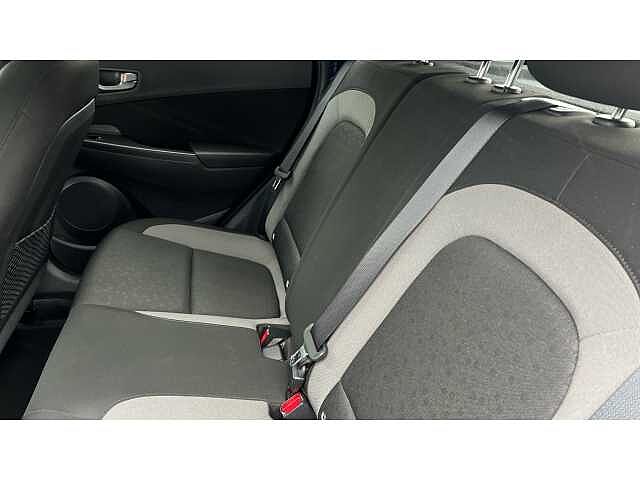 Hyundai KONA KONA 1.0T GDi Blue Drive Premium 5dr RED