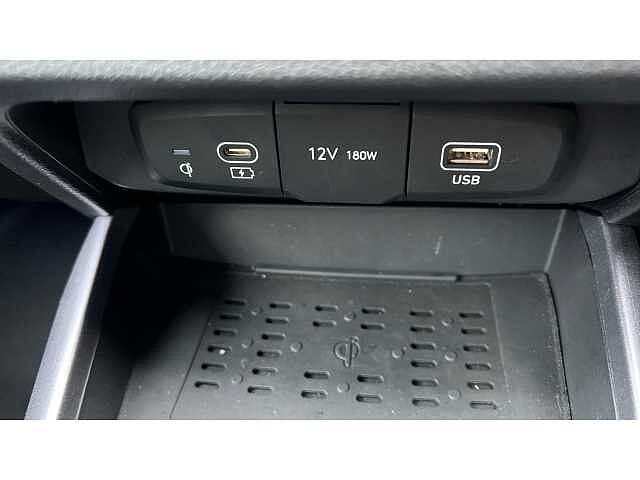 Hyundai i10 I10 1.2 [79] Premium 5dr Auto [Nav]