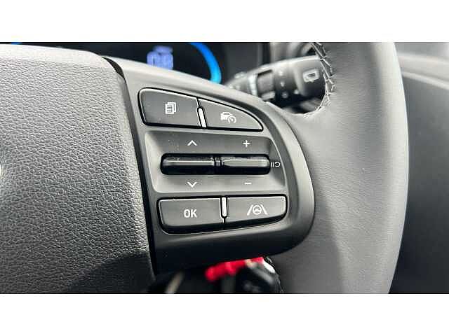 Hyundai I10 i10 5Dr HAT 1.0 MPi 63ps Advance NAV Vibrant Blue