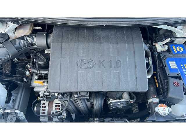 Hyundai I10 I10 1.0 Go SE 5dr WHITE