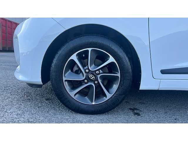 Hyundai I10 I10 1.0 Go SE 5dr WHITE