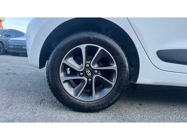 Hyundai I10 I10 1.0 Go SE 5dr WHITE