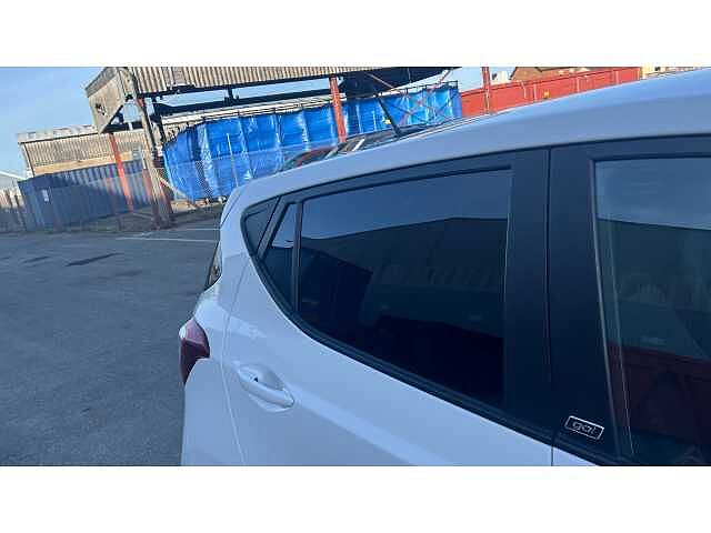 Hyundai I10 I10 1.0 Go SE 5dr WHITE