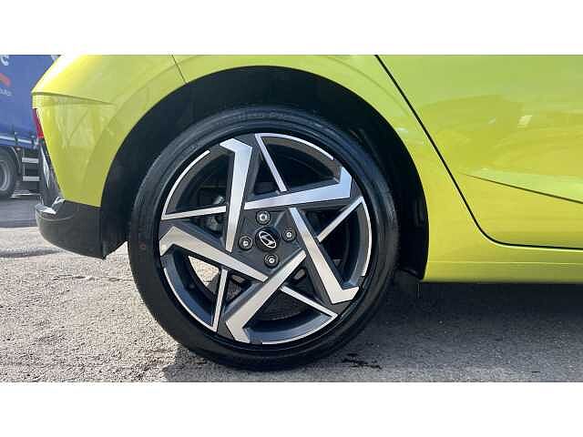 Hyundai I20 I20 1.0T GDi Premium 5dr DCT GREEN