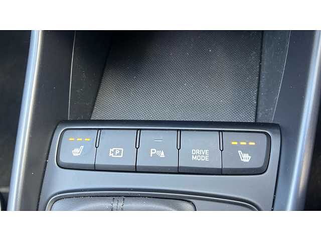 Hyundai I20 I20 1.0T GDi Premium 5dr DCT GREEN