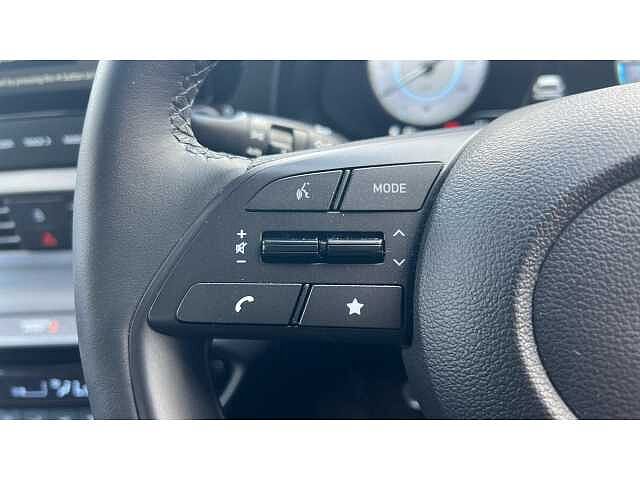 Hyundai I20 I20 1.0T GDi Premium 5dr DCT GREEN