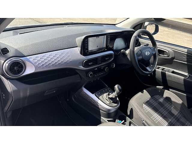 Hyundai I10 i10 5Dr HAT 1.2 MPi 79ps Premium NAV AU Meta Blue