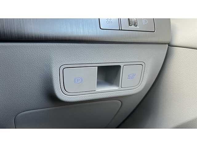 Hyundai KONA KONA 160kW Ultimate 65kWh 5dr Auto Silver