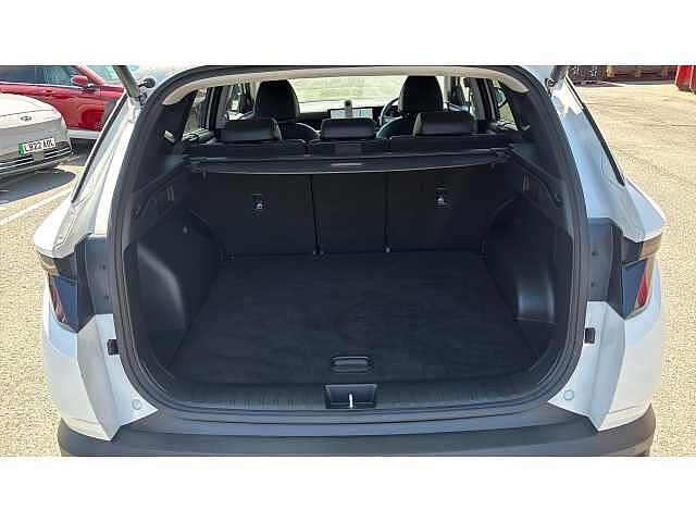 Hyundai TUCSON TUCSON 1.6T Plug-in Hybrid Premium 5dr Auto White