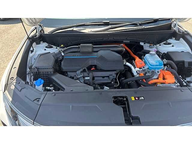 Hyundai TUCSON TUCSON 1.6T Plug-in Hybrid Premium 5dr Auto White