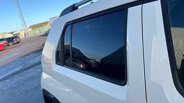 Hyundai INSTER Inster 5Dr HAT 85kW 2 49kWh Natural Ivory