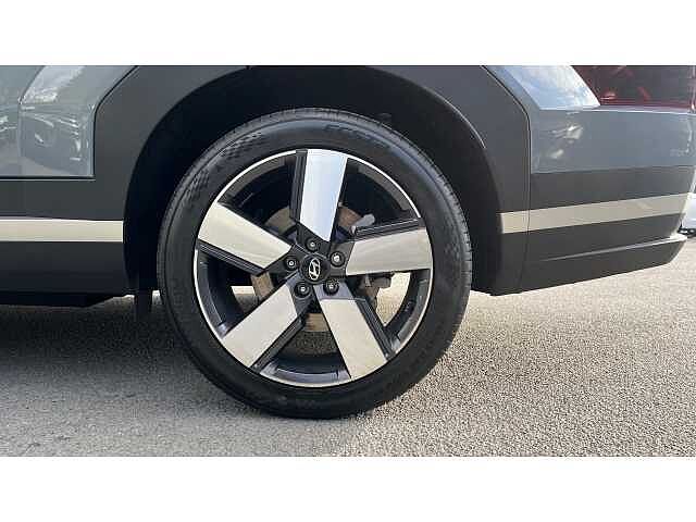 Hyundai SANTA FE SANTA FE 1.6 TGDi Plug-in Hybrid Premium 5dr 4WD Auto BLUE