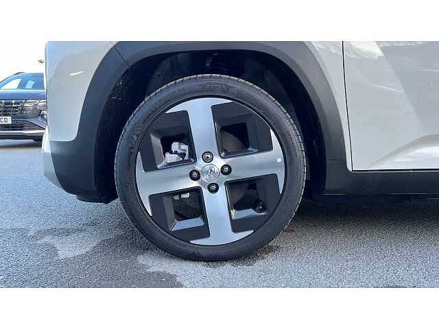 Hyundai INSTER Inster 5Dr HAT 85kW 2 49kWh Natural Ivory