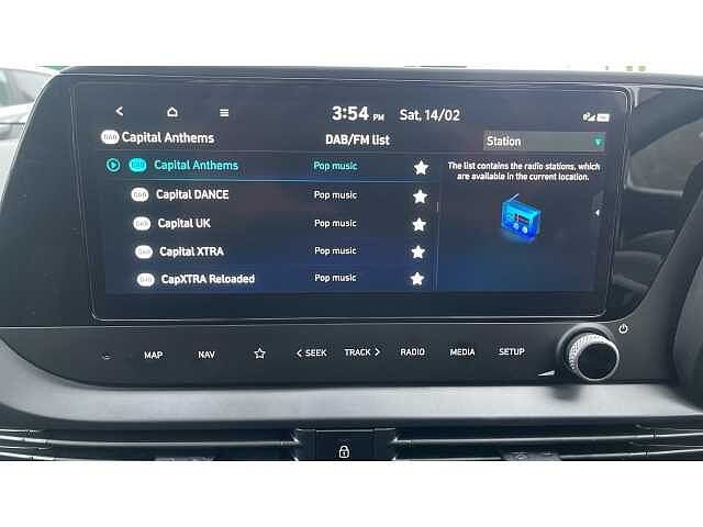 Hyundai I20 i20 5Dr HAT 1.0 T-gdi 100ps Premium DCT Atlas White