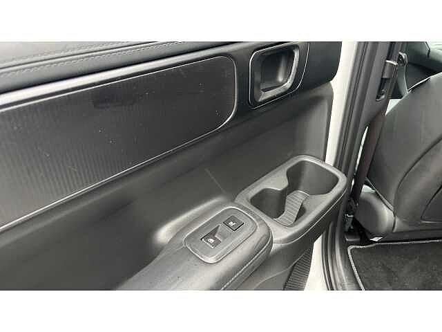 Hyundai SANTA FE SANTA FE 1.6 TGDi Hybrid Calligraphy 5dr 4WD Auto WHITE