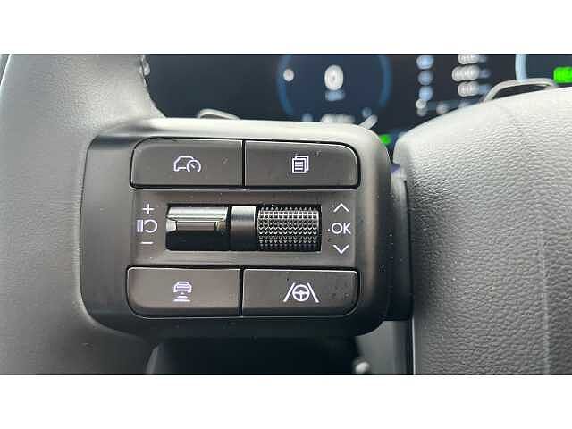 Hyundai SANTA FE SANTA FE 1.6 TGDi Hybrid Calligraphy 5dr 4WD Auto WHITE