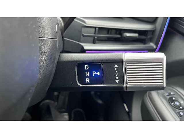 Hyundai SANTA FE SANTA FE 1.6 TGDi Hybrid Calligraphy 5dr 4WD Auto WHITE