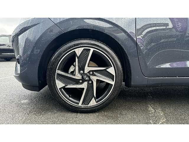 Hyundai i10 I10 1.2 [79] Premium 5dr Auto [Nav]