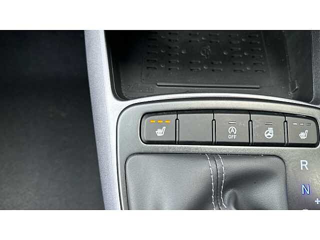 Hyundai i10 I10 1.2 [79] Premium 5dr Auto [Nav]