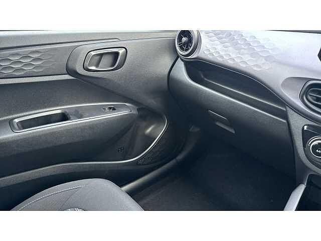 Hyundai i10 I10 1.2 [79] Premium 5dr Auto [Nav]