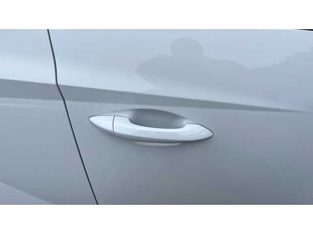 Hyundai TUCSON TUCSON 1.6 TGDi SE Connect 5dr 2WD WHITE