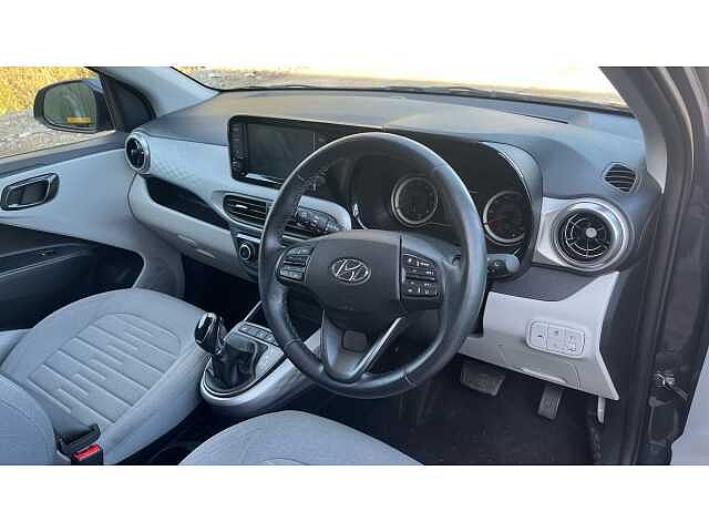 Hyundai i10 I10 1.0 MPi Premium 5dr Auto