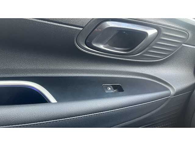 Hyundai BAYON Bayon HAT 1.0 T-gdi 90PS Tech Line DCT Mangrove Green