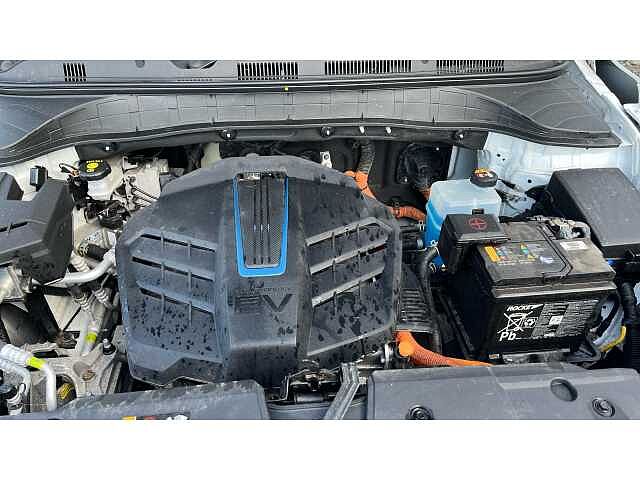 Hyundai KONA KONA 150kW Premium 64kWh 5dr Auto Chalk White