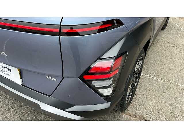 Hyundai KONA KONA 1.6 GDi Hybrid Ultimate 5dr DCT BLUE