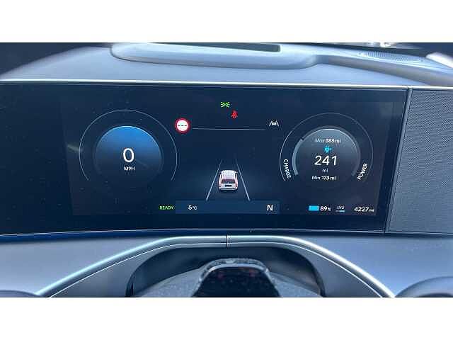 Hyundai IONIQ 9 Ioniq# 9 SUV 226kW Calligraphy 110kWh AW Celadon Grey