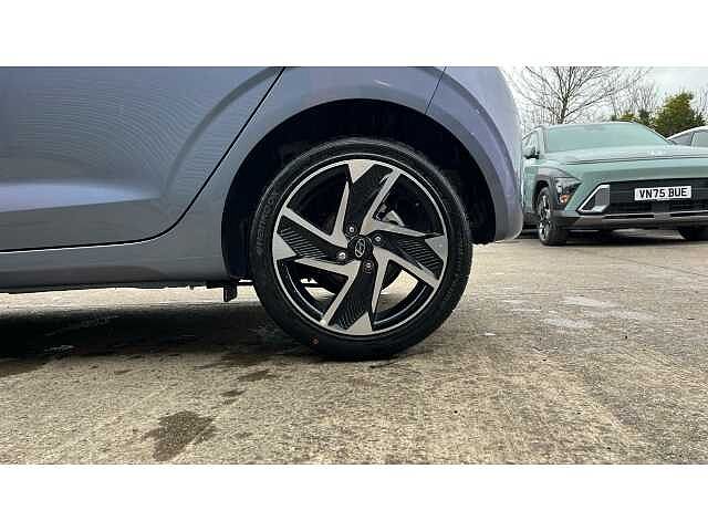 Hyundai I10 i10 5Dr HAT 1.2 MPi 79ps Premium NAV AU Meta Blue