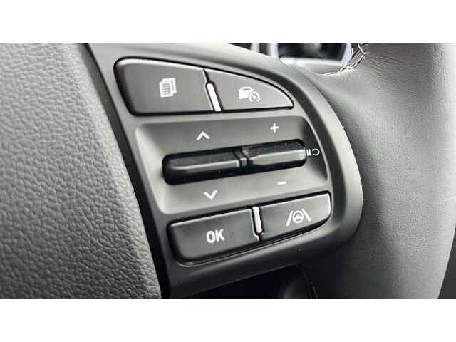 Hyundai I10 i10 5Dr HAT 1.2 MPi 79ps Premium NAV AU Meta Blue