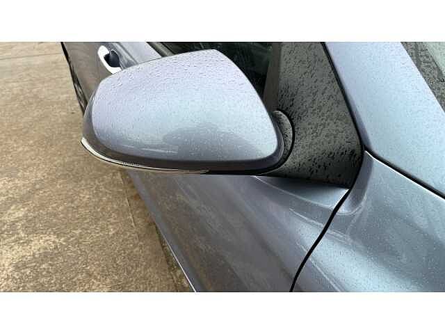 Hyundai I10 i10 5Dr HAT 1.2 MPi 79ps Premium NAV AU Meta Blue