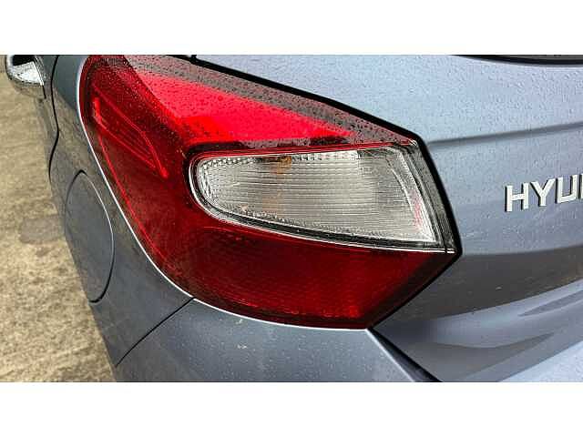 Hyundai I10 i10 5Dr HAT 1.2 MPi 79ps Premium NAV AU Meta Blue