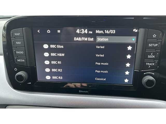 Hyundai I10 i10 5Dr HAT 1.0 MPi 63ps Premium NAV AU Phantom Black