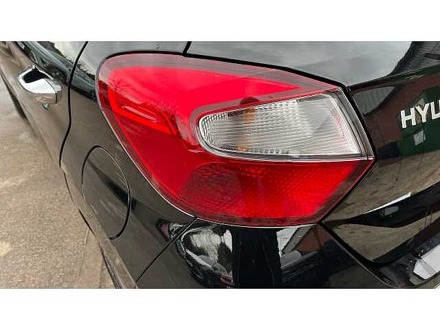 Hyundai I10 i10 5Dr HAT 1.0 MPi 63ps Premium NAV AU Phantom Black