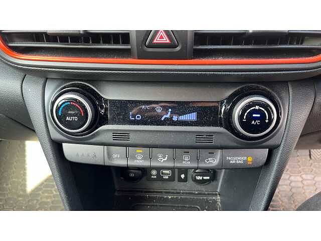 Hyundai KONA KONA 1.0T GDi Blue Drive Premium SE 5dr ORANGE
