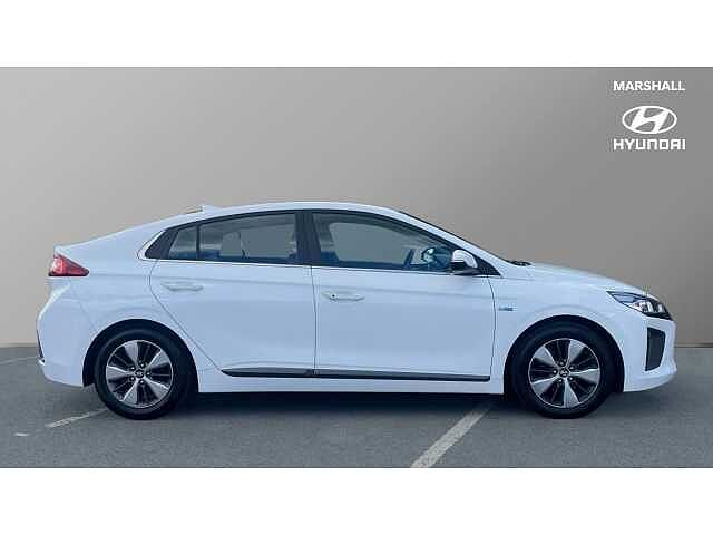 Hyundai IONIQ IONIQ 1.6 GDi Plug-in Hybrid Premium SE 5dr DCT White