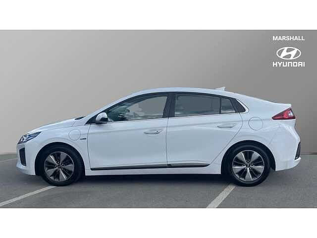Hyundai IONIQ IONIQ 1.6 GDi Plug-in Hybrid Premium SE 5dr DCT White