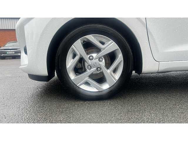 Hyundai I10 I10 1.0 MPi SE Connect 5dr White