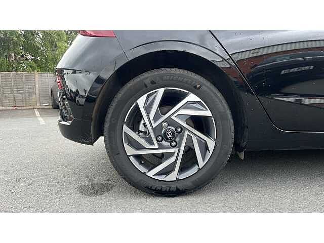 Hyundai I20 I20 1.0T GDi Advance 5dr DCT Black