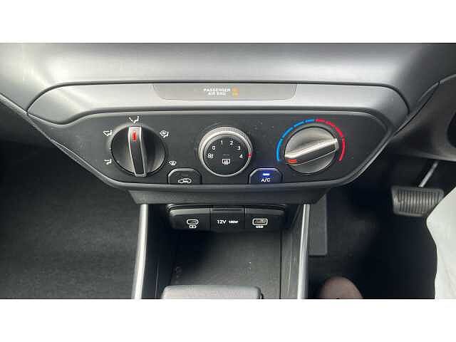 Hyundai I20 I20 1.0T GDi Advance 5dr DCT Black
