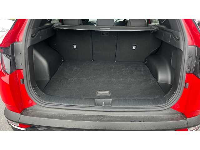 Hyundai TUCSON TUCSON 1.6 TGDi Hybrid 230 Premium 5dr 2WD Auto Engine Red