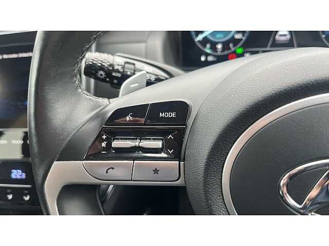 Hyundai TUCSON TUCSON 1.6 TGDi Hybrid 230 Premium 5dr 2WD Auto Engine Red