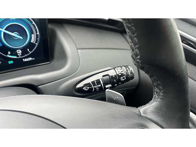 Hyundai TUCSON TUCSON 1.6 TGDi Hybrid 230 Premium 5dr 2WD Auto Engine Red
