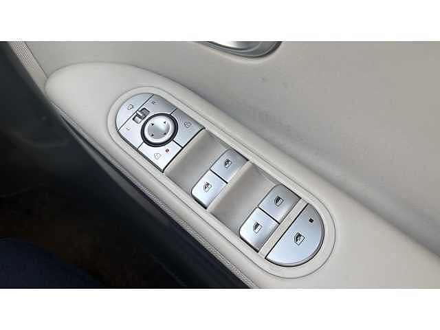 Hyundai IONIQ 5 IONIQ 5 225kW Ultimate 73 kWh 5dr AWD Auto [Tech] Phantom Black