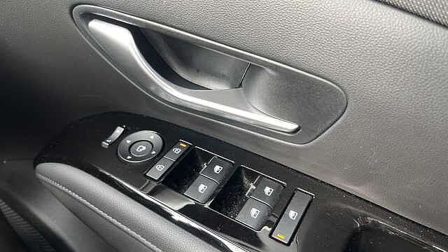 Hyundai TUCSON Tucson 1.6T Plg-hbd 252ps Advance AU Atlas White