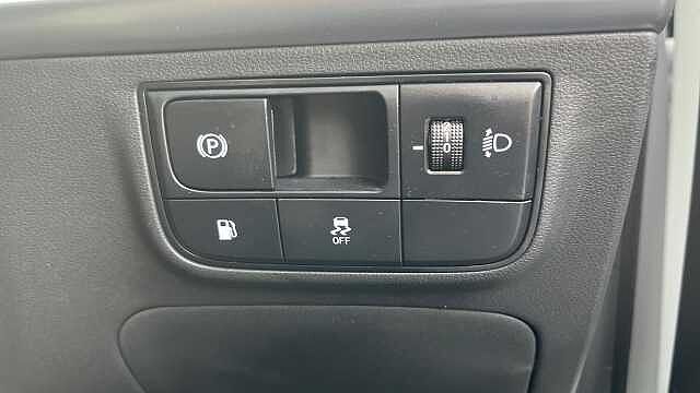 Hyundai TUCSON Tucson 1.6T Plg-hbd 252ps Advance AU Atlas White