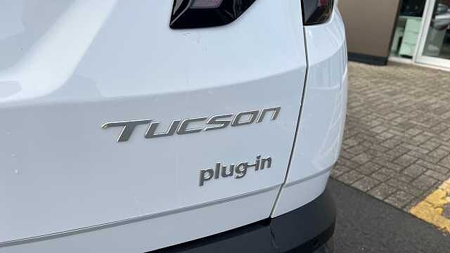 Hyundai TUCSON Tucson 1.6T Plg-hbd 252ps Advance AU Atlas White