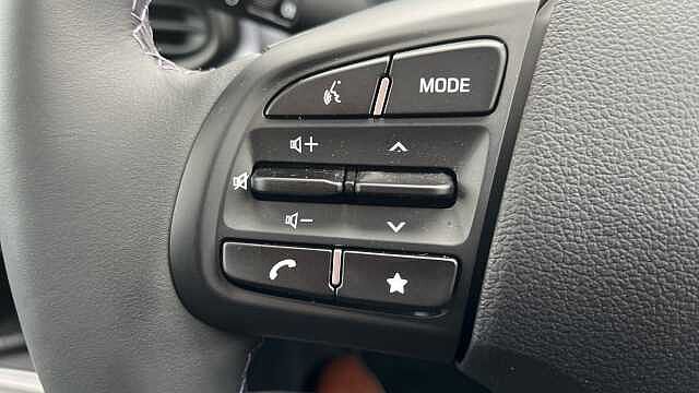 Hyundai I10 i10 5Dr HAT 1.2 MPi 79ps Premium NAV AU Meta Blue